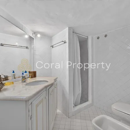 Marina - Vista Mare & Piscina Privata - By Coral بيت للعطل