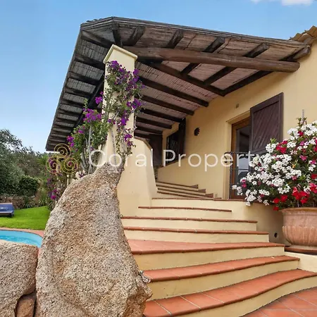 Marina - Vista Mare & Piscina Privata - By Coral * بورتو كيرفو